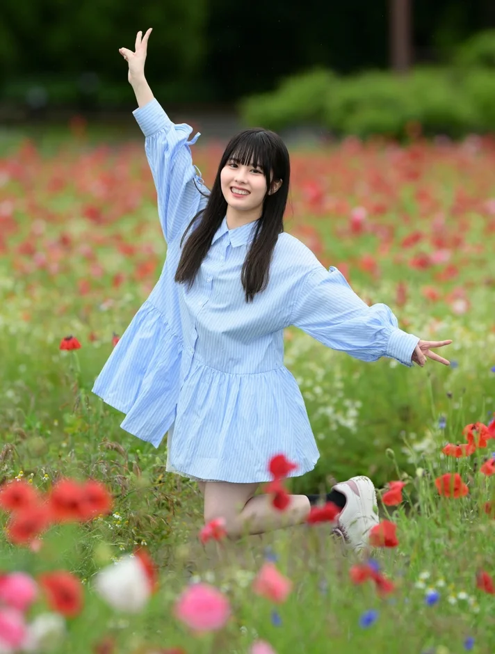 芽城まゆ