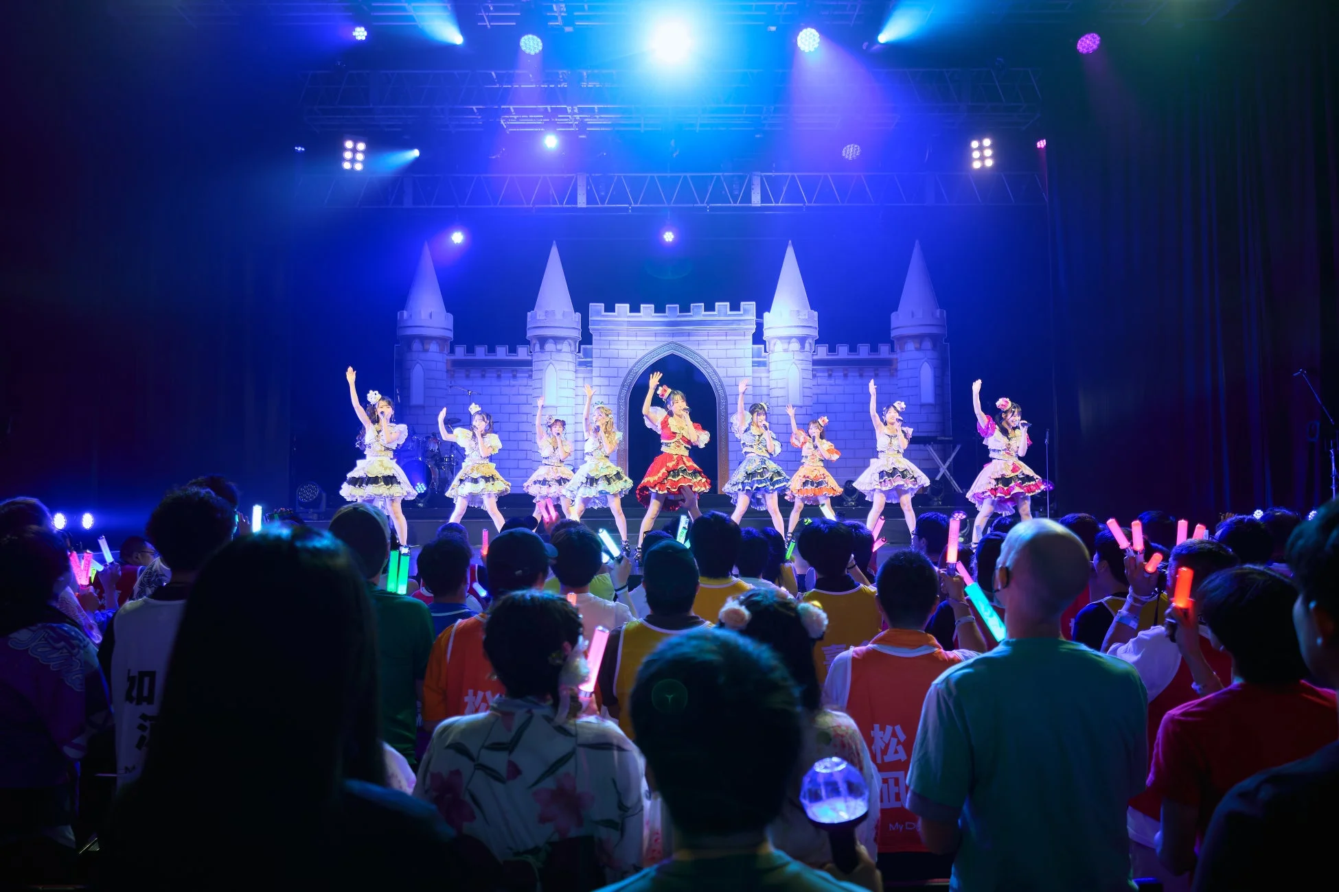 MyDresscode ライブステージと客席の様子
