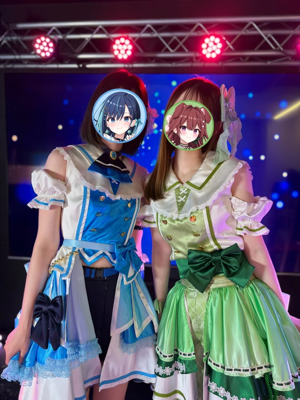 ライブステージでパフォーマンスする「らびぱれ!!」の二人