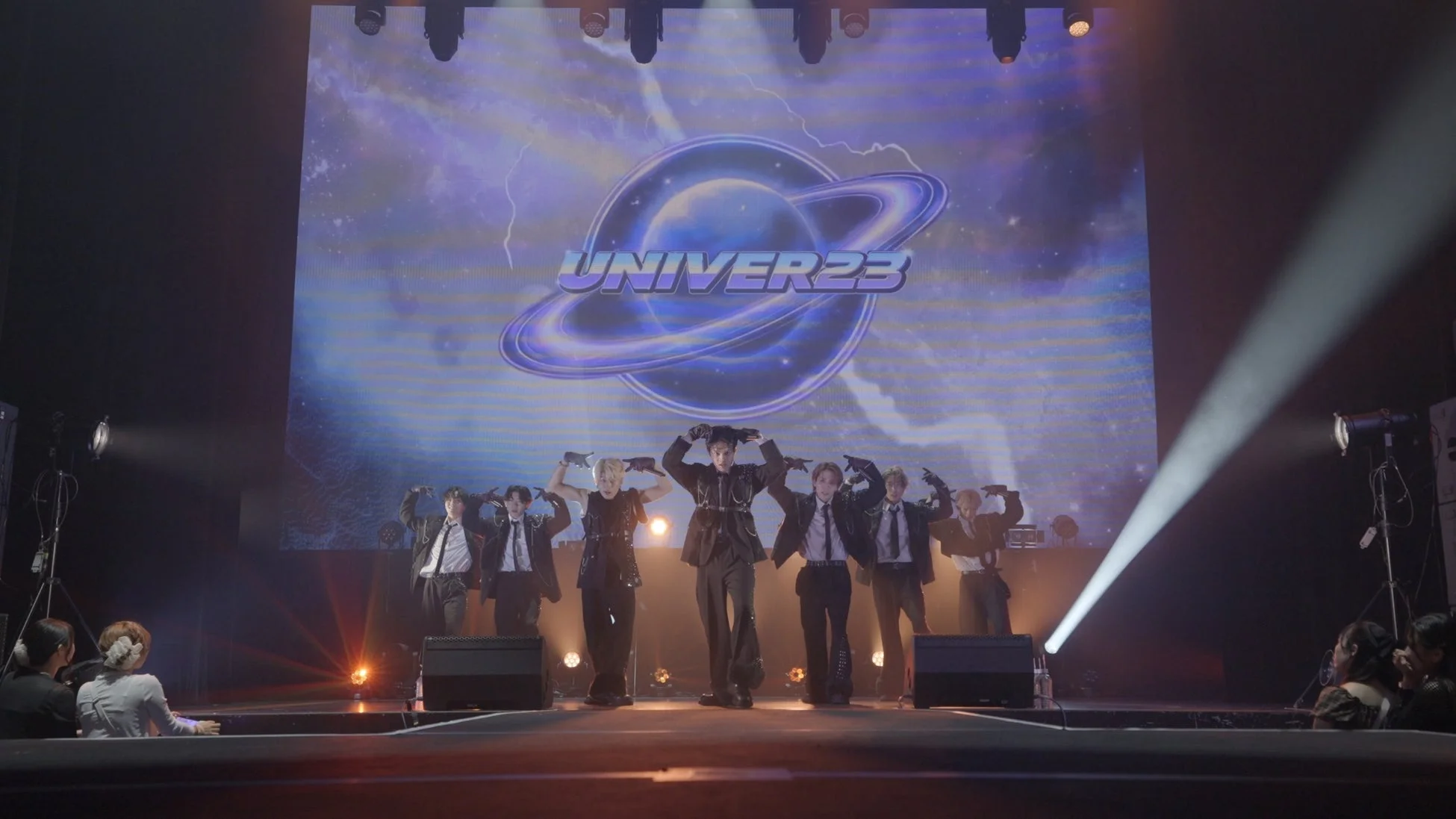 新体制UNIVER23のお披露目ステージ