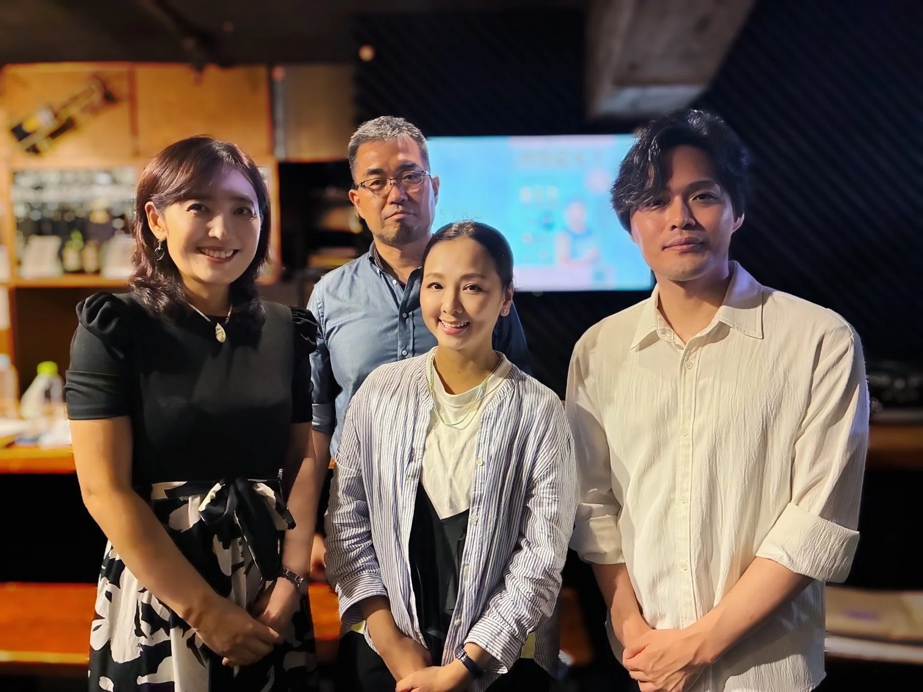 宍戸留美氏とメンバーらしき集合写真