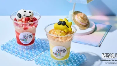 「スヌーピーアイスパフェ」が阪急うめだ本店に初登場！オンラインで大人気のパフェがオリジナルコースター付きドリンクセットで楽しめる！