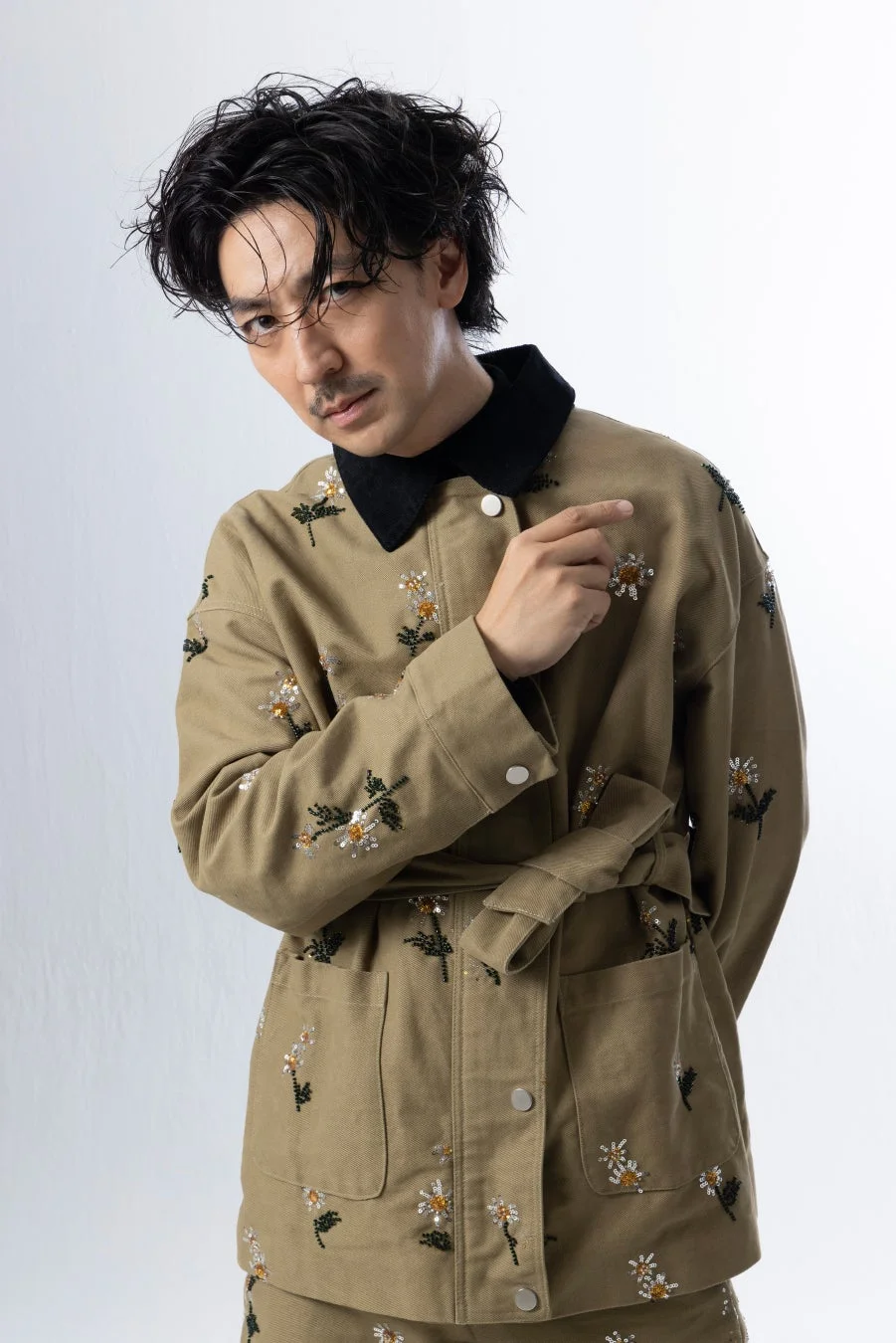 審査員 TAKAHIRO