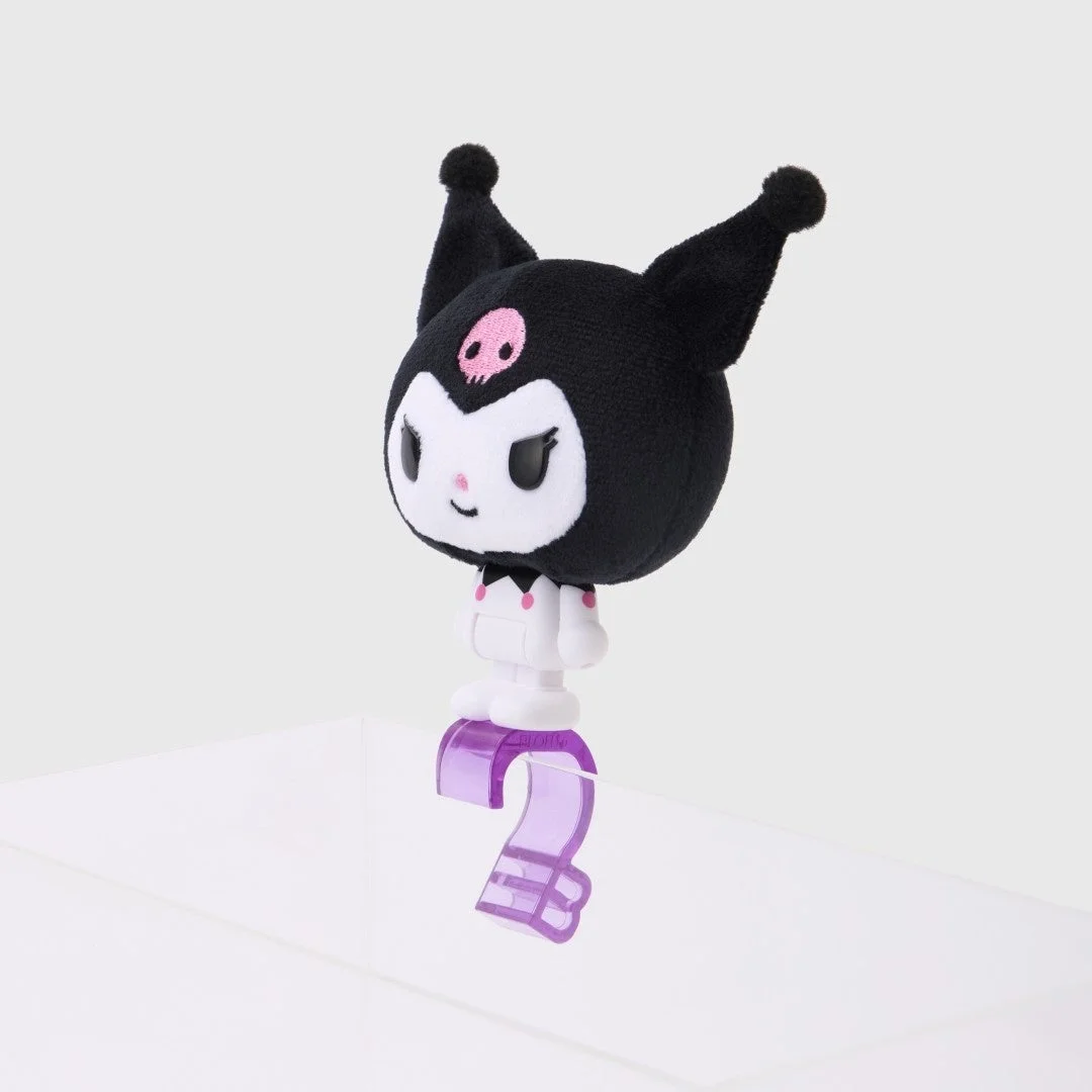クロミのフィギュアと数字の2