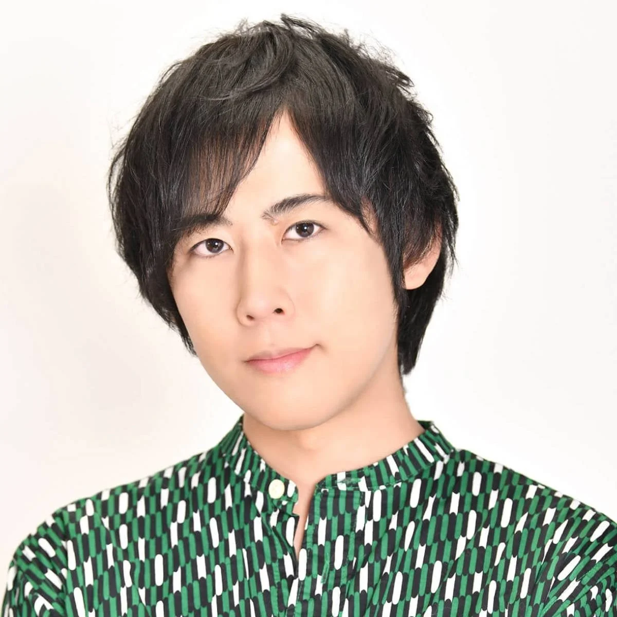 白井悠介