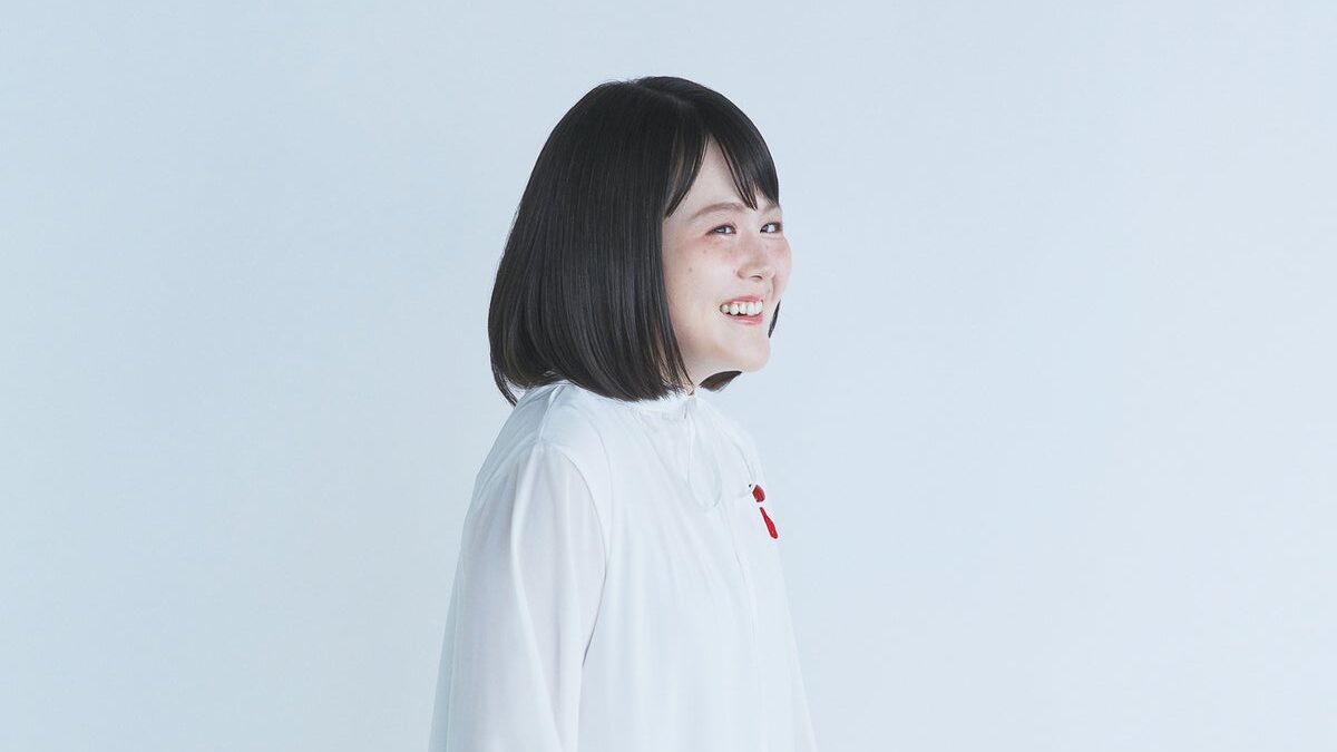 9歳で「みらい」を作った少女が、15年後、世界平和を歌う
