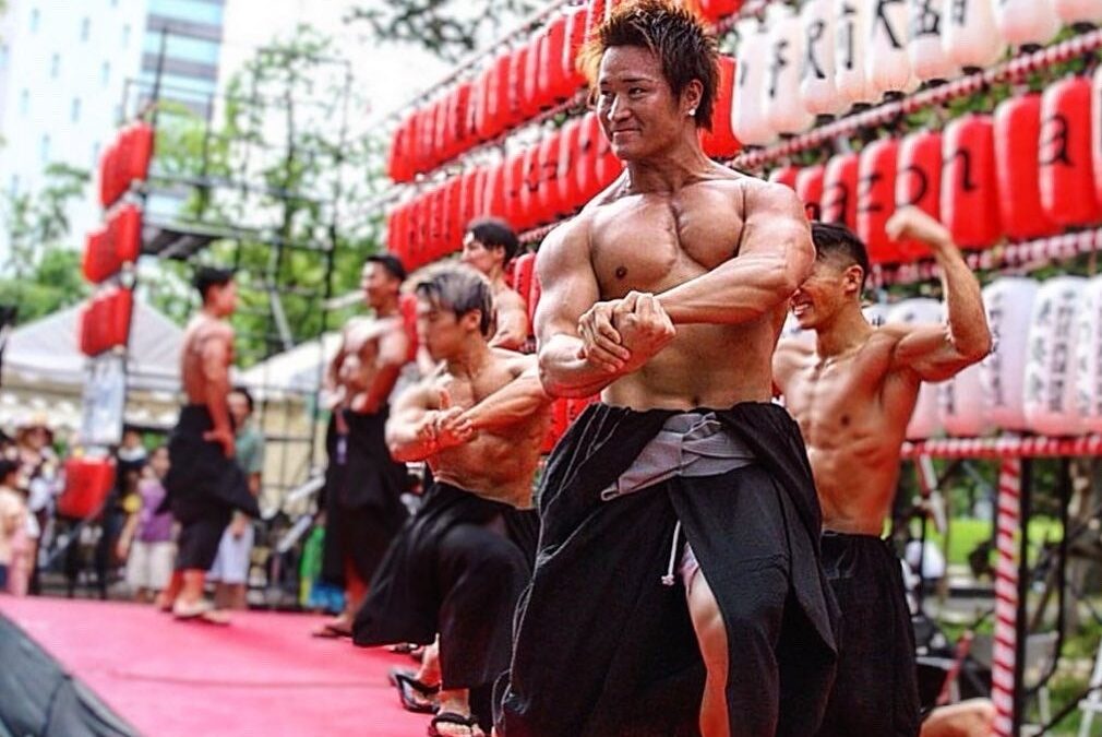 【マッチョ×日本の銘酒】有楽町・東京交通会館「有楽祭2026」に筋肉紳士集団ALLOUTが出演！筋肉盆踊りやエクササイズショーで盛り上げます