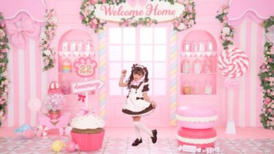 「あっとほぉーむカフェ」×人気キッズフォトグラファー「PASHAみか」創業22周年念背景を使用した特別企画「キッズコラボ撮影会」を10月25日（日）に開催！